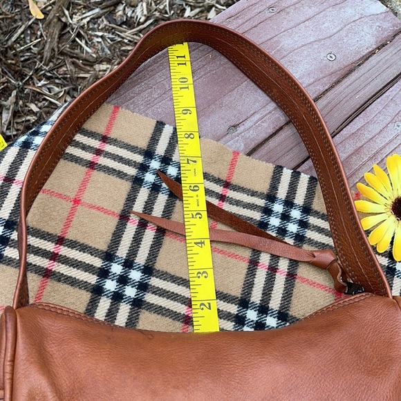 🌺 ARTISAN; British Tan Leather Handmade Timeless Shoulder Bag; 3” x 7” x 11!” - Picture 5 of 12